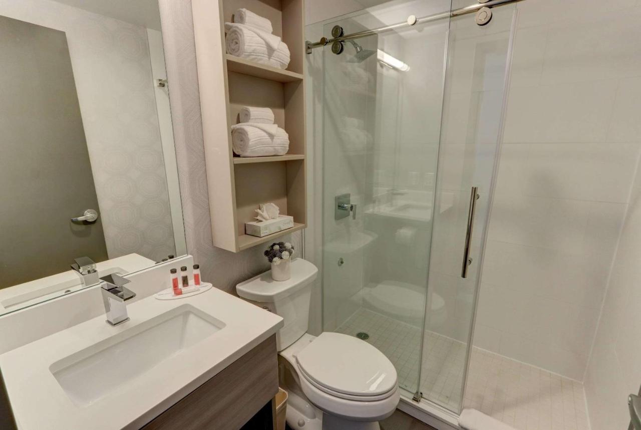 Microtel Inn By Wyndham Long Island City New York Eksteriør bilde