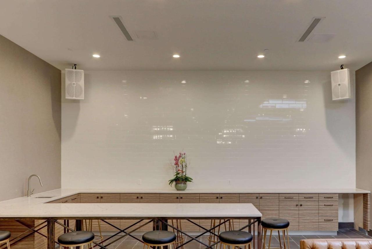 Microtel Inn By Wyndham Long Island City New York Eksteriør bilde