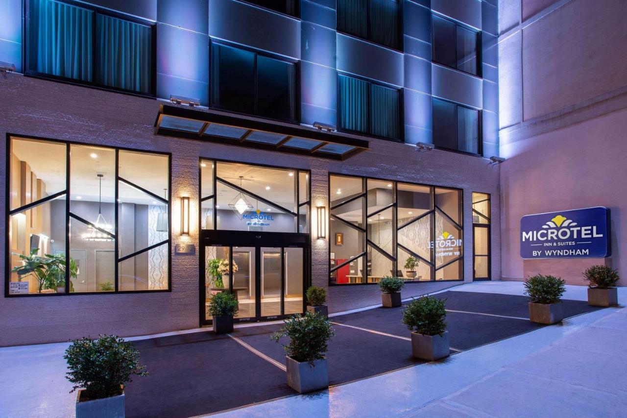 Microtel Inn By Wyndham Long Island City New York Eksteriør bilde